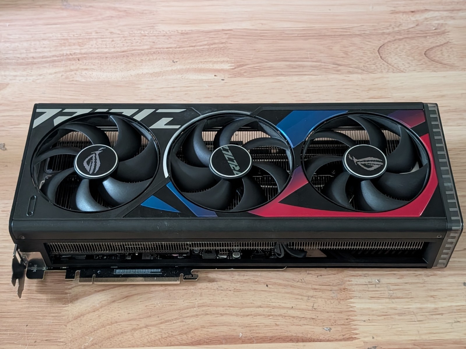 BH BESTES ANGEBOT ASUS ROG Str – Rtx 4090 24Gb Gddr6X Bewertung und Preis